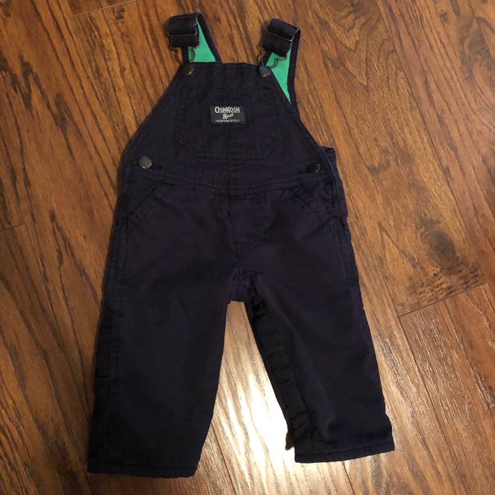 NWOT OshKosh B’gosh fleece lined overalls 6 Months